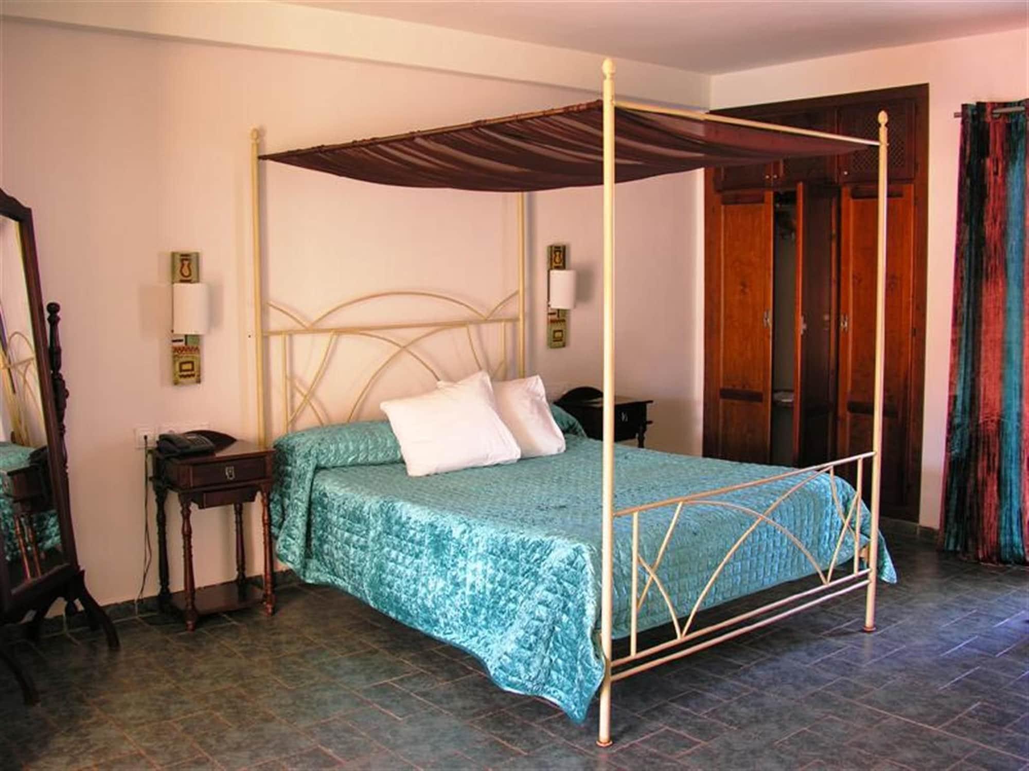 Hotel De Naturaleza Rodalquilar & Spa Cabo De Gata Extérieur photo